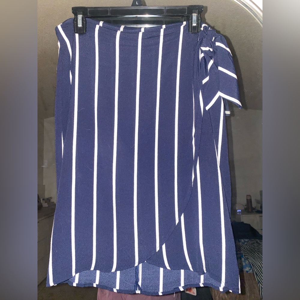 Loft navy blue white stripe tie skirt size 12